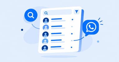 Ilustración de una interfaz de gestión de clientes con lista de contactos y un ícono de chat de WhatsApp, en tonos azules.